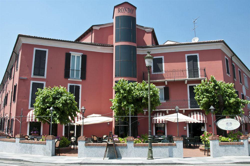 Albergo Rondo Acqui Terme Exterior photo